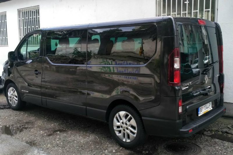 kombi-opel-vivaro-najam_3