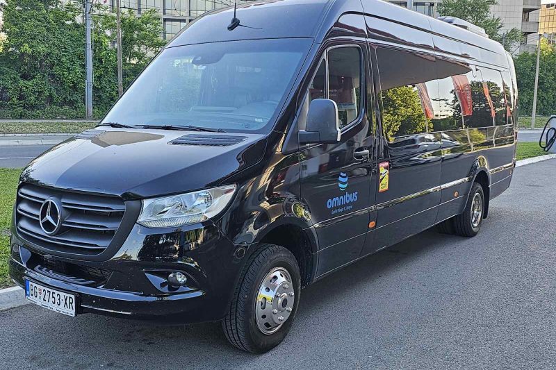 Mercedes Sprinter Iznajmljivanje autobusa